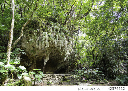 The highest sacred place of the Ryukyus Fuzya Utaki's contribution (Yuinchi) 42576612