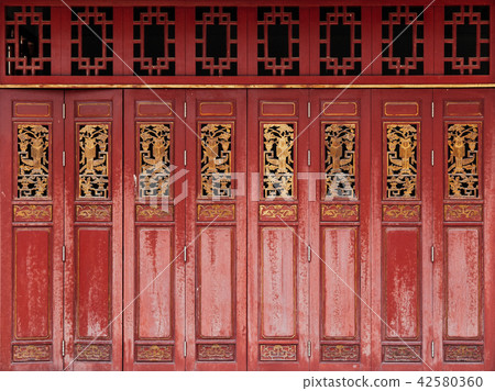 Antique red old carved wood Chinese folding door Antique red old carved wood Chinese folding door 42580360