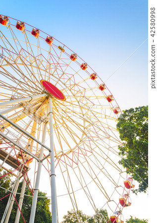 Ferris Wheel at Sunset Ferris Wheel at Sunset 42580998