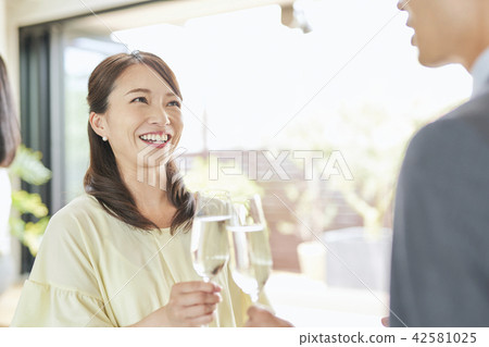 約會婚姻 42581025