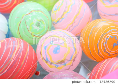 Colorful yo-yo 42586290