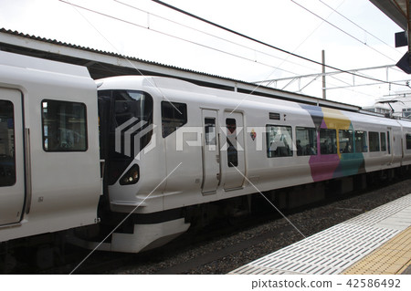Matsumoto Station: Concatenated scenery of Azusa 42586492