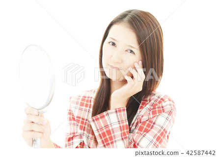 Women who care about your skin 42587442