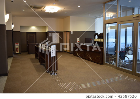 Ceremonial Hall 42587520