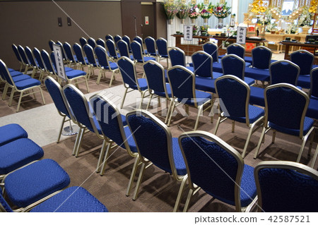 Ceremonial Hall 42587521