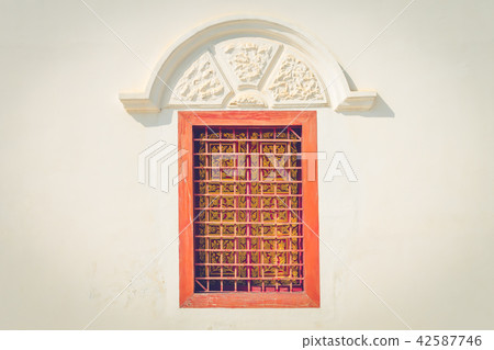 Closed Orange Brown Windows Frame Closed Orange Brown Windows Frame 42587746