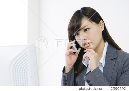 Business woman Business woman 42590392