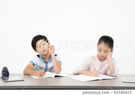 小學低年級,生活方式 小學低年級,生活方式 42590425