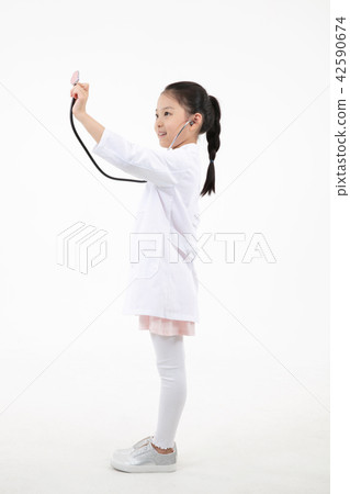 低年級小學生、學校學習生活方式 低年級小學生、學校學習生活方式 42590674