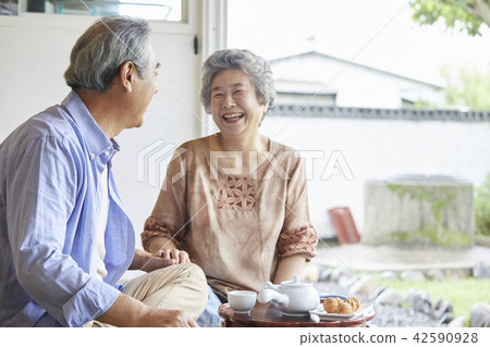 Life, old couple, Korean 42590928