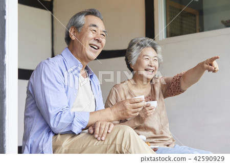 Life, old couple, Korean 42590929