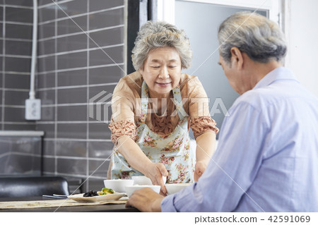 生活,老夫妻,韓國人 生活,老夫妻,韓國人 42591069