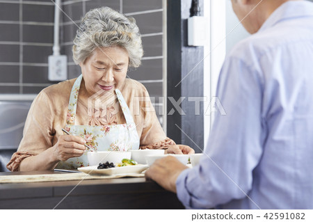 生活,老夫妻,韓國人 生活,老夫妻,韓國人 42591082