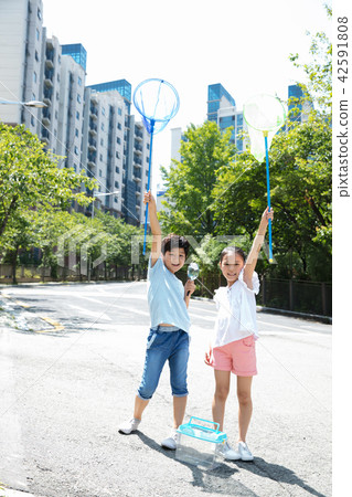 低年級小學生、學校學習生活方式 低年級小學生、學校學習生活方式 42591808