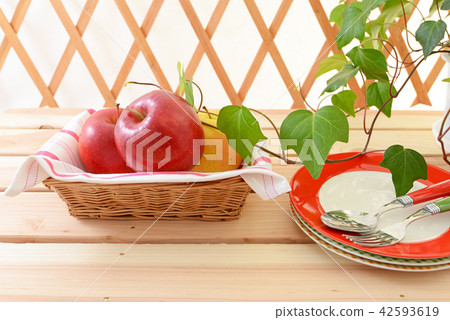 Fresh apple Fresh apple 42593619