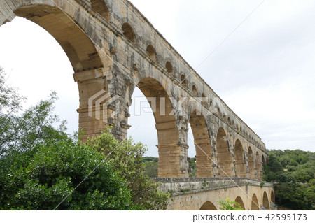 Pont du Girl普羅旺斯法國 42595173