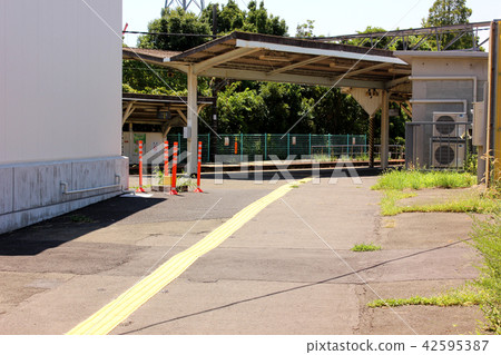 鶴見線淺野站·川崎浦和線的平台（4） 42595387