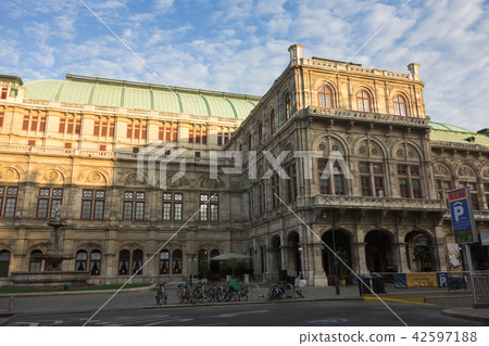 Vienna State Opera (Austria - Vienna) Vienna State Opera (Austria - Vienna) 42597188