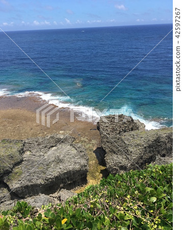 The seaside of Okinawa The seaside of Okinawa 42597267