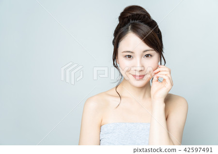 Beauty image 42597491
