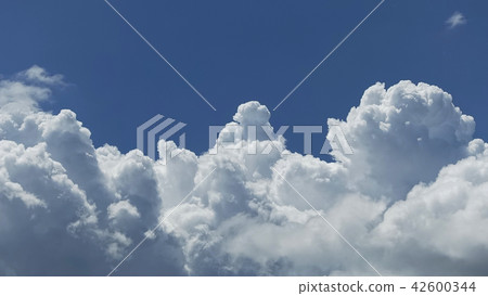Ice cloud image Ice cloud image 42600344
