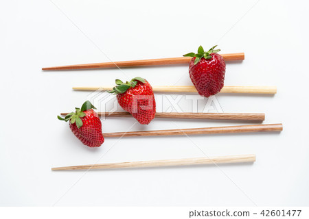 療癒水果草莓 癒やしフルーツの苺 Healing fruits strawberry 超級食物 營養 42601477