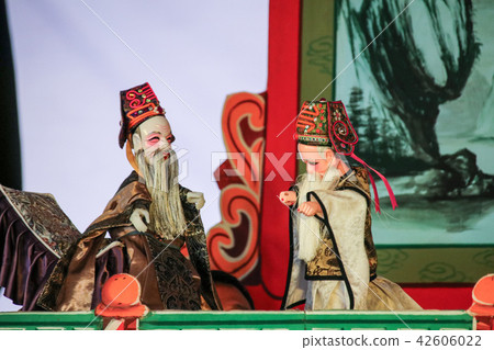 Taiwanese puppet show 42606022