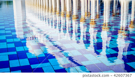 Sheikh Zayed Grand Mosque 42607367