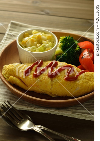 Omelette rice  42611005