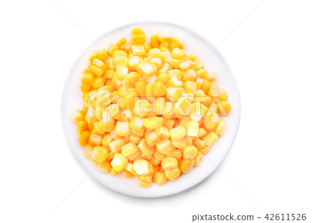 canned corn on a white background 42611526