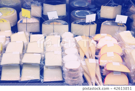 Tasty cheese in packs and in bulk 42613851