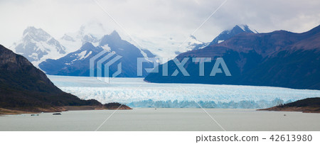 Perito Moreno Glacier 42613980