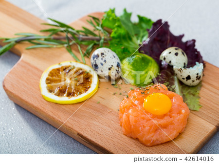 Tartare of salmon. Recipe Tartare of salmon. Recipe 42614016
