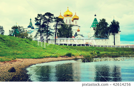 Male Ipatievsky Monastery at cloudy day in Kostroma, Russia Male Ipatievsky Monastery at cloudy day in Kostroma, Russia 42614256