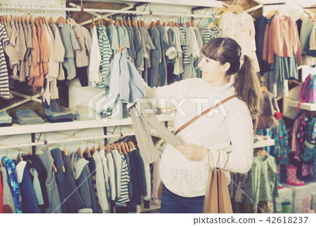 Pregnant, woman, children’s 42618237