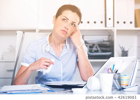 Adult woman office worker have problems 42619081