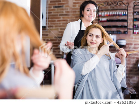 Glad woman points necessary length of hair Glad woman points necessary length of hair 42621880