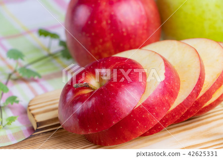 蘋果蘋果蘋果 42625331