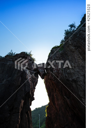 Scissors rock of Benkei Scissors rock of Benkei 42625828