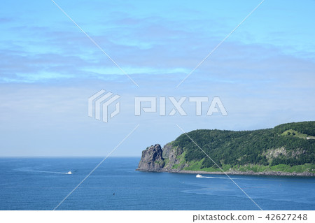 A sighted view of Shiretoko Oronko rock 42627248