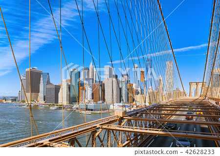 Lower Manhattan  from Brooklyn Bridge  42628233
