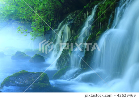 Summer former waterfall underwater water 42629469