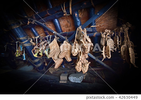 Ecchu Gokayama Straw sandals in the attic of the Iwase family 42630449