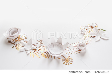 Semicircle frame with white paper flowers Semicircle frame with white paper flowers 42630696