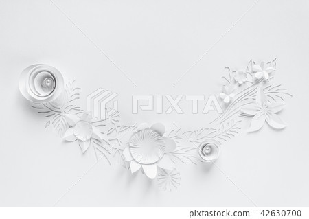 Semicircle frame with white paper flowers Semicircle frame with white paper flowers 42630700