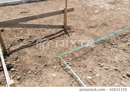 Detached house construction materials 42631150