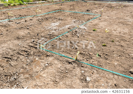 Detached house construction materials 42631156