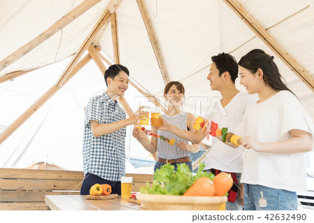 barbecue, barbecued, barbeque 42632490