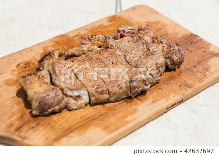 BBQ steak 42632697