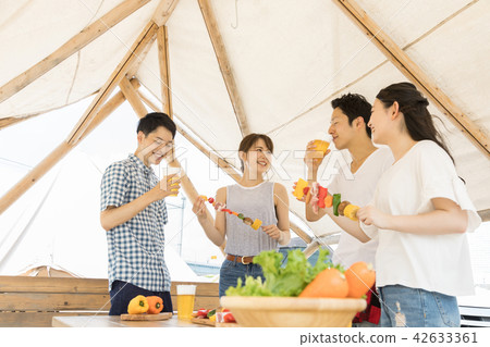 barbecue, barbecued, barbeque 42633361